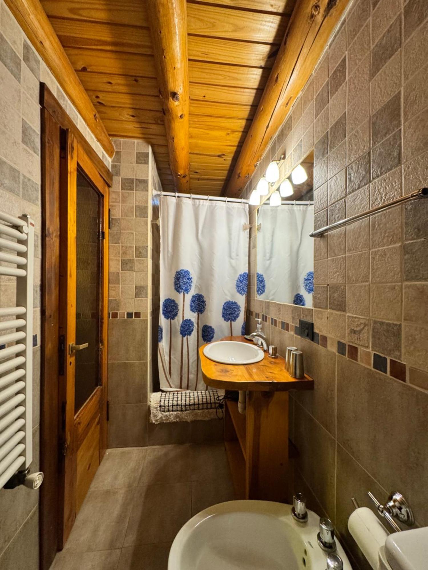 Patagonicus Bed & Breakfast El Chalten Exterior photo